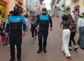 Control. Los agentes de control metropolitanos planifican los operativos en distintos puntos de Quito