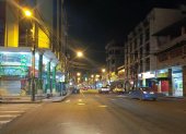 Desolación. En el centro de Quevedo, este es el escenario habitual pasadas las 20:00 todos los días. Negocios de todo tipo cierran sus puertas al menos dos o tres horas antes de lo habitual.