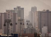 Una zona en la ciudad de La Paz (Bolivia), cubierta por una capa de humo ocasionada por los incendios.