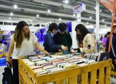 La FIL cumple diez años reuniendo a lectores de todas las edades.