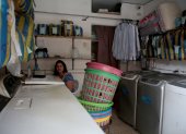 Negocio. Las lavanderías abrieron, pero no pudieron laborar sin luz.
