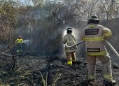 Bomberos de Samborondón atienden emergencia de incendio en La Puntilla.