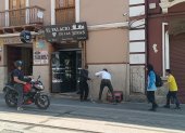 Comercio. En algunos locales del Centro Histórico optaron por adquirir un generador de luz para evitar cerrar durante las horas de los cortes.
