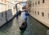 Los canales de Venecia, un sitio muy turístico a nivel internacional.