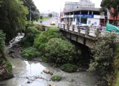 Basura, aguas servidas, mal olor son parte del río Machángara.