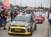 La válida por las fiestas de Guayaquil fue una fiesta del de los autos en parque samanes, una locura ver carros de todo el país.