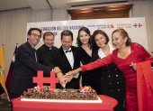 Pedro Velasco, Jacek Pinocy, Augusto Liao, Ericka Chang , Lynn Kao y Patricia Guzmán.
