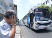 CALLES ESMERALDAS MORADORES ESTAN CANSADOS DE RUIDO DE LOS BUSES