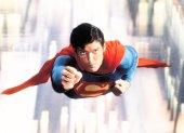 Christopher Reeve como Superman.