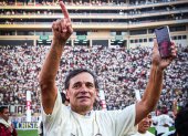 Fabián Bustos, Bicampeón con Universitario.