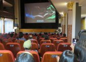 Desde el 30 de octubre hasta el 28 de noviembre, por trece años consecutivos, el Festival de Cine Kunturñawi (ojo de cóndor) recorre diferentes comunidades en las provincias