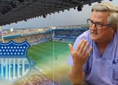 Roberto Gilbert ha comenzado hablar con los directivos del banco con cual Emelec, tiene una deuda grande.