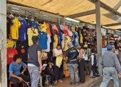 En la Bahía existe poco movimiento en las ventas de camiseta de Ecuador previo al duelo ante Bolivia