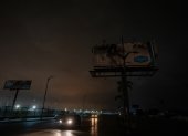 Fotografía de un sector sin luz en Guayaquil (Ecuador).