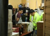 Operativo. Una foto referencial de un control de bebidas alcohólicas que se ha realizado en otra fecha.