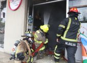 Un incendio se registró en una plaza comercial de la vía a la costa la tarde de este jueves 28 de noviembre.