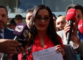 Viviana Veloz acudió a la Corte Constitucional para presentar el escrito.