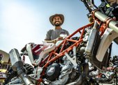 El tricolor ultima detalles en Ecuador. El 30 de diciembre tiene previsto su viaje a Arabia Saudita para unirse al equipo y trabajar en la moto que llevará.
