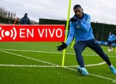 Moisés Caicedo y el Chelsea ante el Everton.