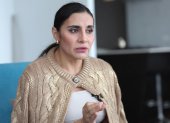 La vicepresidenta suspendida de Ecuador, Verónica Abad, habla durante una entrevista con EFE, días atrás.