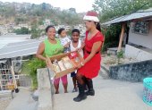 Solidaridad. Teresa apoya a más de 800 niños en la época navideña