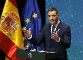 El presidente del Gobierno, Pedro Sánchez, durante su intervención el primer acto por el 50 aniversario de la muerte de Franco y el inicio del proceso hacia la democracia celebrado este miércoles en Madrid.