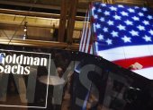 La Reserva Federal (Fed) de EE. UU. anunció ayer que ha sancionado con un total de 35,1 millones de dólares a Goldman Sachs, Morgan Stanley, CIT, Bancorp y PNC Financial por los abusos hipotecarios que tuvieron lugar en los años 2011 y 2012. En concreto, Goldman Sachs deberá asumir una multa de 14 millones de dólares.