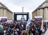 Multitudinaria convocatoria en París