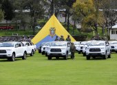 Proceso. En la ciudad de Quito se entregó 70 camionetas para potenciar los trabajos contra el crimen organizado.