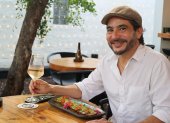 Andrés Arrata en su restaurante Ayora