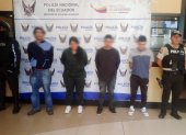 Tras un operativo se logró la aprehensión de cuatro sospechosos por el robo de un vehículo en el norte de Quito