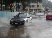 La tarde de este miércoles 5 de febrero, una fuerte lluvia cayó sobre varias zonas de Guayaquil.