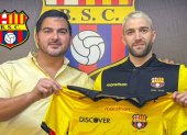 Antonio Álvarez presidente junto a Ignacio de Arruabarrena nuevo arquero del Barcelona SC.