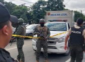 Instante en el que las autoridades confirmaron que la víctima era el  teniente coronel Porfirio Cedeño Cedeño.