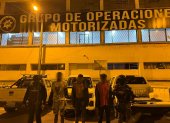 Tres hombres fueron detenidos en La Roldós la noche del 22 de febrero del 2025.