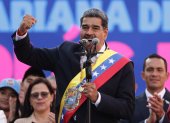 El líder chavista Nicolás Maduro pronuncia un discurso este viernes, en Miraflores a unos 74 km de Caracas (Venezuela). Maduro defendió este viernes su investidura presidencial para un tercer sexenio, cuestionada por el antichavismo y gran parte de la comunidad internacional tras las denuncias opositoras de "fraude" en las elecciones de julio pasado, como una "gran victoria venezolanista" y celebró que no la pudieran "impedir". EFE/ Ronald Peña R.