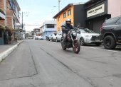 La calle García Moreno y Eloy Alfaro, en el barrio San Marcos, está deteriorada.