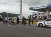 En la Panamericana Norte, en el sector de Carabuela, se volcó el bus.