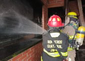Bomberos llegaron a atender la emergencia.