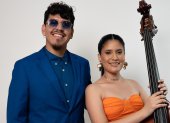 Manteca Latin Jazz Project, dúo de latin jazz minimalista y colaborativo de Guayaquil, formado por Raúl Chávez (percusión) y Geovanna Badaraco (contrabajo).