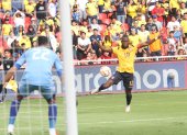 El goleador y capitán de la selección ecuatoriana de fútbol fue clave en la victoria 2-1 ante Venezuela. Anotó los dos goles.