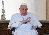 El papa Francisco durante la misa dedicada a los enfermos en la Plaza de San Pedro, este domingo 6 de abril del 2025.
