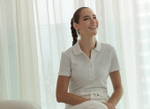 La personalidad vibrante y natural de Lavinia Valbonesi, influenciada por su signo zodiacal Aries, la ha hecho conectar profundamente con los ecuatorianos.