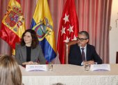 Isabel Díaz Ayuso estpa en Ecuador y asistió a la firma de la ratificación.
