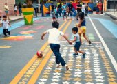 En el suburbio, hay iniciativa para pacificar las calles.