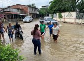 Las personas se encuentran afectadas por las lluvias