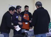 Conteo de votos en el colegio 24 de Mayo.