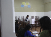En una junta electoral en Quito, la mañana del 13 de abril del 2025.