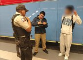 Un joven fue sancionado por el uso indebido de la tarjeta para discapacitados en el Metro de Quito