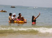 La playa es uno de los destinos favoritos para las familias ecuatorianas.